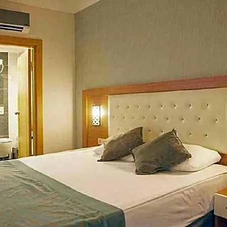 Win & Hotel